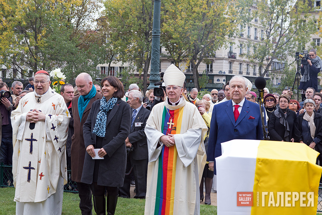 rom right: Zurab Tsereteli, Archbishop of Łódź Marek Jędraszewski...
