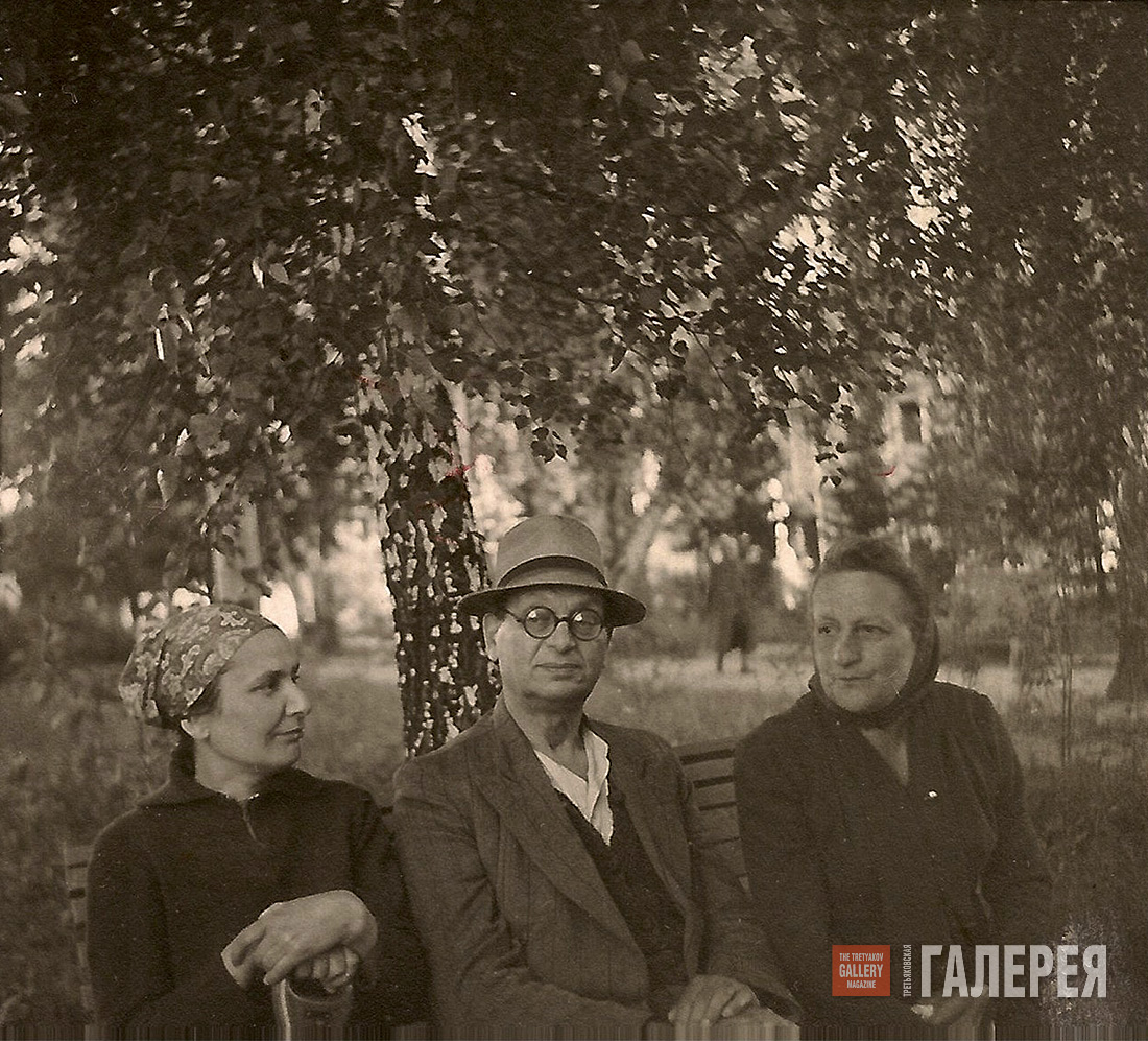 Angelina Shchekin-Krotova, Robert Falk and Natalya Shaposhnikova 