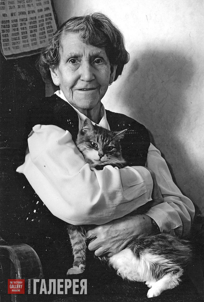 Vera Prokhorova in her apartment in Moscow at Sivtsev Vrazhek