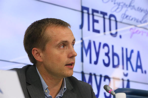 Василий Петренко