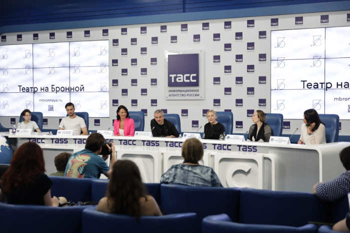 Театр на Бронной объявил о планах на сезон 2022/23