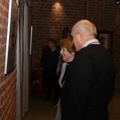 Презентация выставки Светланы Ланшаковой «УПАСТЬ ВВЕРХ» в Доме Актера Презентация выставки Светланы Ланшаковой «УПАСТЬ ВВЕРХ» в Доме Актера