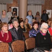 Презентация выставки Светланы Ланшаковой «УПАСТЬ ВВЕРХ» в Доме Актера Презентация выставки Светланы Ланшаковой «УПАСТЬ ВВЕРХ» в Доме Актера