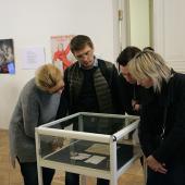 Фоторепортаж с выставки «Письмо с фронта» и с презентации юбилейного номера журнала «70-летию Великой Победы посвящается!» и приложения - специального выпуска журнала «Искусство буддизма» в Доме-музее Марины Цветаевой
